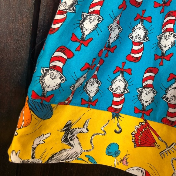 AWESOME Boutique CAT IN THE HAT apron knot dress size 8 - Picture 5 of 8